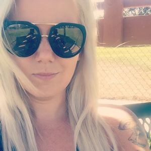 Meet your Posher, Patricia